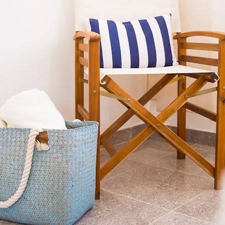 Malibu Villa Peyia